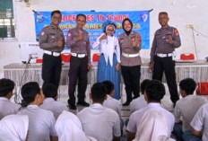 Satlantas Polres Kediri Kota Gelar Police Goes to School di SMAN 4 Kota Kediri
