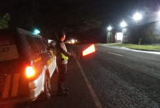 Polisi Ngawi Patroli Dini Hari, Antisipasi Balap Liar di Kasreman