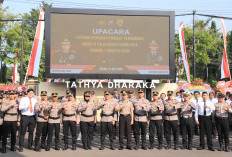 Pimpin Upacara Kenaikan Pangkat Pengabdian, Kapolres Kediri Kota: Ini Bukti Loyalitas dan Integritas Anggota