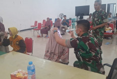 Bakti TNI AD Bantu Warga Sumenep Deteksi Katarak Sejak Dini