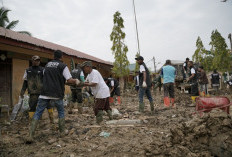 Dukung Pemulihan Pascabencana, Relawan BRI Peduli Bersih-bersih Sekolah di Aceh Tamiang
