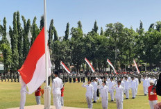 Pimpin Upacara HUT Ke-81 RI, Bupati Situbondo Ajak Warga Rawat Kabupaten dan Doakan Korban Bencana