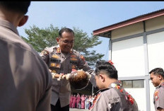 89 Personel Polres Mojokerto Naik Pangkat, Kapolres Minta Tingkatkan Pengabdian