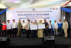 Peringati May Day, Pemkab Gresik Teken Komitmen Bersama Buruh