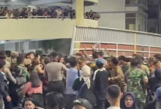 Konser Denny Caknan di Surabaya Berakhir Ricuh, Fasilitas Venue Alami Kerusakan Parah