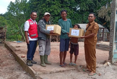 Ringankan Beban Sesama, PMI Jember Peluk Korban Bencana dan Laka Laut Lewat Bantuan Sembako