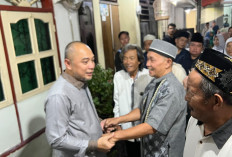 Ke Rumah Duka Korban Tercebur Proyek Gorong-Gorong Margorejo, Eri Cahyadi Janji Sanksi Tegas Kontraktor