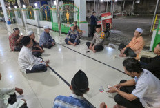 Bhabinkamtibmas Polsek Taman Ajak Warga Jaga Kamtibmas Lewat Safari Tarawih