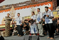 Desa Bangoan Gelar Wayang Kulit Peringati HUT Ke- 81 RI dan Ajang Silahturahmi Masyarakat