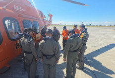Helikopter Basarnas Sisir Perairan Utara Sumenep Cari Bangkai KM Mutiara Sentosa II