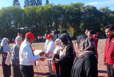 Peringatan Hardiknas, UMM Beri Penghargaan Civitas Akademika atas Capaian Prestasi Gemilang