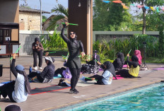 Sensasi Yoga Tepi Kolam MYZE Hotel Sumenep Jadi Oase Kesehatan di Tengah Kota
