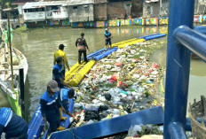 Sampah Sungai Gembong Pasuruan Capai 1 Ton Sehari, Pemkot Pasang Trashboom
