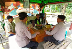 Tingkatkan Keamanan Permukiman, Polsek Wonocolo Gelar Patroli Dialogis di Jemursari