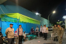 Cegah Perang Sarung dan Kejahatan Jalanan, Tiga Pilar Simokerto Sisir Pemukiman Sidoyoso Dini Hari