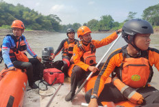 Tim SAR Gabungan Susuri Sungai Brantas Cari Perempuan Temggelam