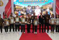 Atlet Karate Dapat Penghargaan dari Kapolresta Sidoarjo