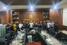 Bela Pengemudi Ojol, DPRD Jatim Desak Gubernur Bersurat ke Kementerian Komdigi