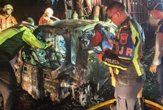 Brio Tabrak Truk di Tol Sumo, Gibran Tewas
