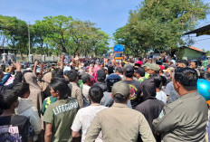 Blokade Jalur Pantura, Warga Alastlogo Protes Peluru Nyasar Latihan Militer