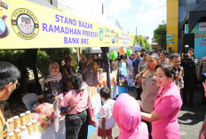 Diserbu Warga, Bazar Ramadan Presisi Polres Kediri Ludes