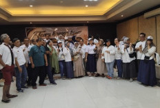 Kenang Masa Sekolah, Alumni SDK 82 dan SMPK 85 Lumajang Gelar Temu Kangen di Resto Gajah Mada