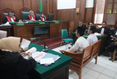 Remehkan Panggilan Sidang, Majelis Hakim Perintahkan JPU Panggil Paksa Kadisdik Jatim Aries Agung Peawai