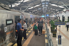 Arus Balik Lebaran Memuncak di Daop 8 Surabaya Lebih dari 54 Ribu Penumpang