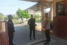 Perkuat Keamanan Lingkungan, Bhabinkamtibmas Wiyung Ajak Warga Tingkatkan Siskamling