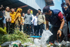 Menteri Perdagangan Resmikan Pasar Pahing Sidayu Gresik dan Ajak Pedagang Jaga Kebersihan