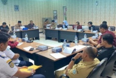 Bahas Raperda Anti Korupsi dan Lampu Jalan, Pansus III DPRD Lamongan Gelar Public Hearing Bersama Pemkab