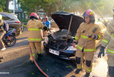 Mobil Konsul Kehormatan Hungaria Terbakar di Jalan Mayjen Sungkono
