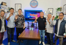 Kunjungi Redaksi Memorandum, Wamen HAM Mugiyanto Bocorkan Arah Baru RUU HAM