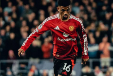 Amad Diallo Bela Carrick, Ruang Ganti MU Ingin Sang Legenda Bertahan Musim Depan
