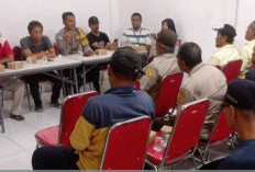 Bhabinkamtibmas Medokan Ayu Ajak Warga dan Sekuriti Perketat Keamanan Lingkungan