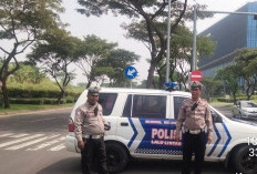 Polsek Lakarsantri Gelar Patroli Hoofdbereau Menyala di Kawasan Citraland Surabaya