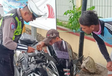 Pemotor Patah Kunci, Personel Turjagwali Satlantas Polres Kediri Kota Sigap Beri Bantuan