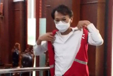 Tiga Saksi Fakta Sudutkan Permadi Dalam Sidang Perusakan Rumah di Surabaya