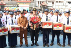 Polres Bangkalan Gelar Police Goes to School, Kapolres Wibowo Tekankan Disiplin dan Keselamatan Berlalu Lintas