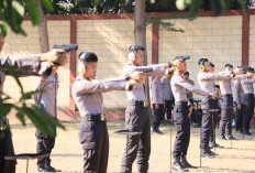 Taruna Akpol Latja di Kediri Kota Ikuti Latihan Menembak dan Pembinaan Profesionalisme