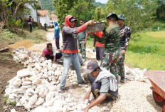 Gotong Royong TMMD 127 Bangun Akses Jalan Impian Warga Mandala