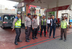 Polsek Sawahan Intensifkan Patroli SPBU Surabaya untuk  Pastikan Stok BBM Aman