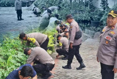 Wujudkan Mako Nyaman, Polsek Sawahan Terapkan Budaya Tiada Hari Tanpa Korve Demi Indonesia Asri