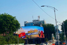 Videotron Raksasa Depan Alun-Alun Surabaya, Pemkot Genjot PAD Reklame hingga Rp200 Miliar