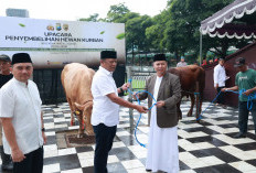 Iduladha 2026, Polda Jatim Salurkan Hewan Kurban ke Masjid dan Pesantren