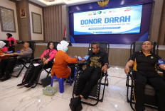 Aksi Sosial Sambut Hari Bhayangkara ke-80, Polda Jatim Gelar Donor Darah