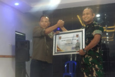 Perkuat Sinergi, Danyonif 509 Kostrad Ajak Insan Pers Ngopi Bareng dan Beri Piagam Penghargaan