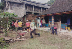 Polisi Ngawi Bersama Warga Laksanakan Pembersihan Pasca Longsor di Kendal 