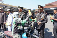 Hari Bhayangkara Ke-80, Polresta Sidoarjo Bagikan 3 Ton Beras untuk Warga