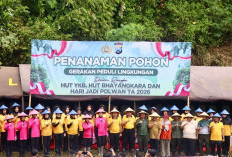 Rayakan HUT Yayasan Kemala Bhayangkari, Kapolres Pasuruan Tanam Pohon di Waduk Kalisat